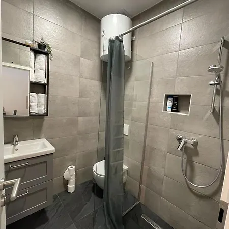 Ljubljana Studios شقة